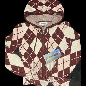 Argyle Zip-Up sweater in Pink and Burgundy!